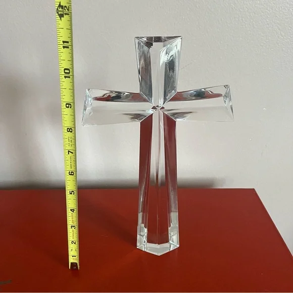 Luminous Lead Bohemian Crystal Cross Art Piece 11 inches tall Perfect condition - Picture 2 of 4